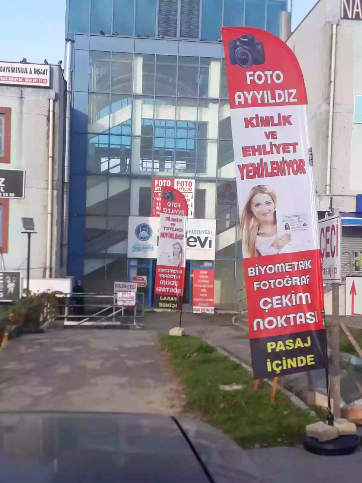 fotograf-baskisi-olta-bayragi